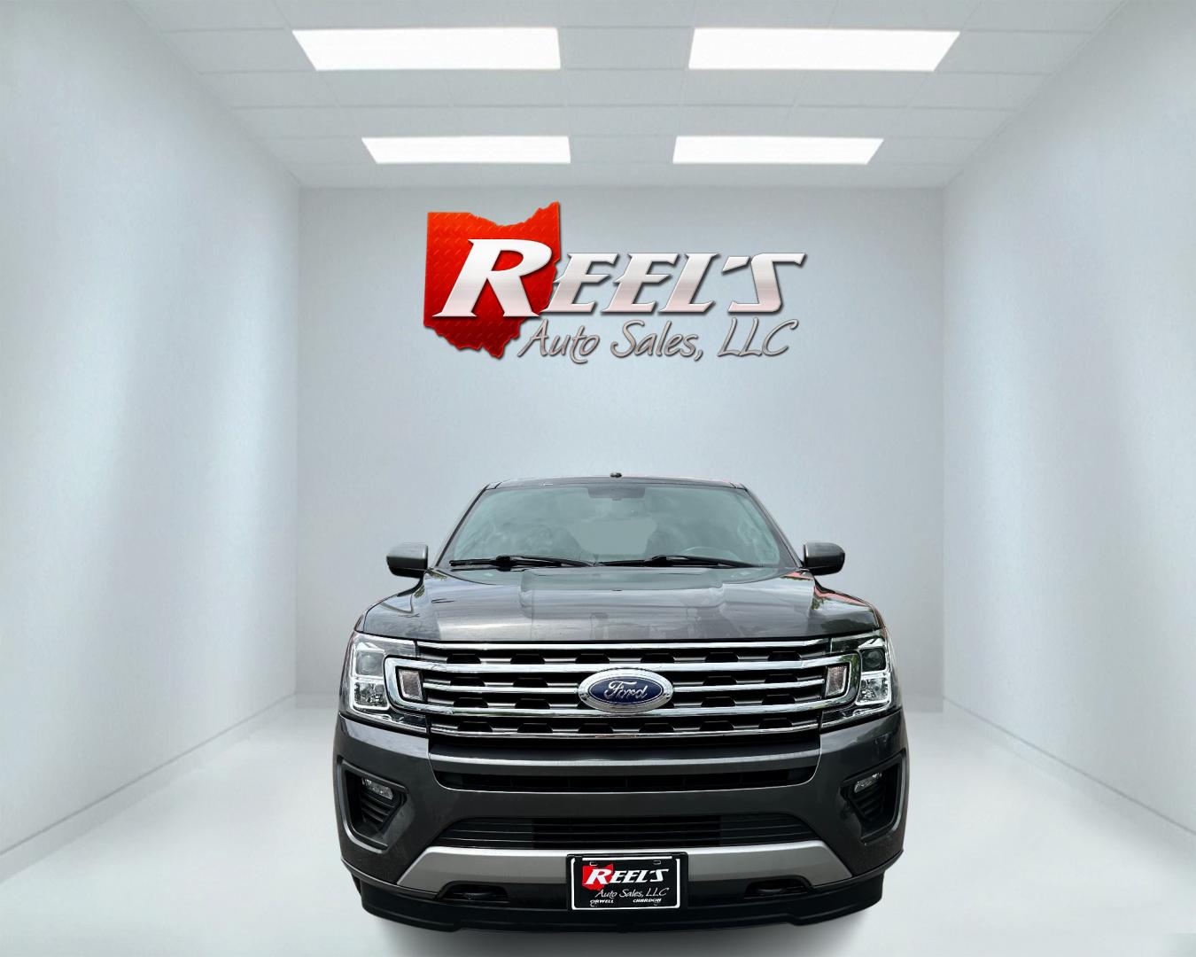 2019 Gray /Black Ford Expedition XLT (1FMJU1JT3KE) with an 3.5L V6 DOHC 24V TWIN TURBO engine, 10 Speed Automatic transmission, located at 547 E. Main St., Orwell, OH, 44076, (440) 437-5893, 41.535435, -80.847855 - Photo#1